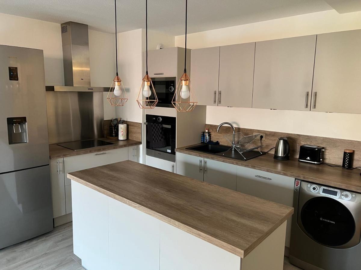 Appartement Entre Lacs, Montagnes Et Stations De Ski Bonneville Zewnętrze zdjęcie