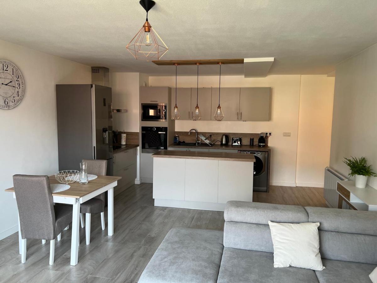 Appartement Entre Lacs, Montagnes Et Stations De Ski Bonneville Zewnętrze zdjęcie